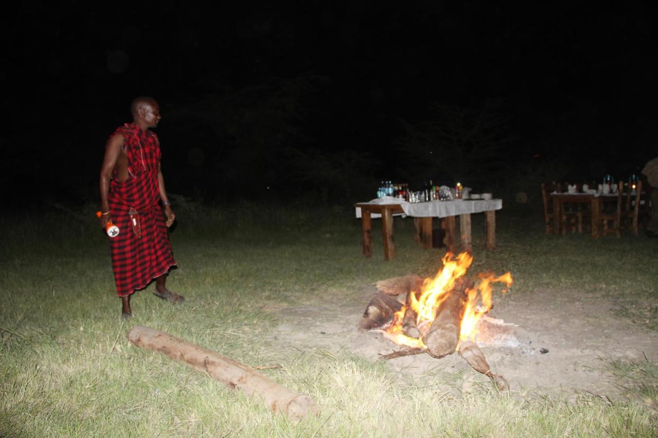 Africa Safari Lake Manyara Located Inside A Wildlife Park Mto wa Mbu Buitenkant foto