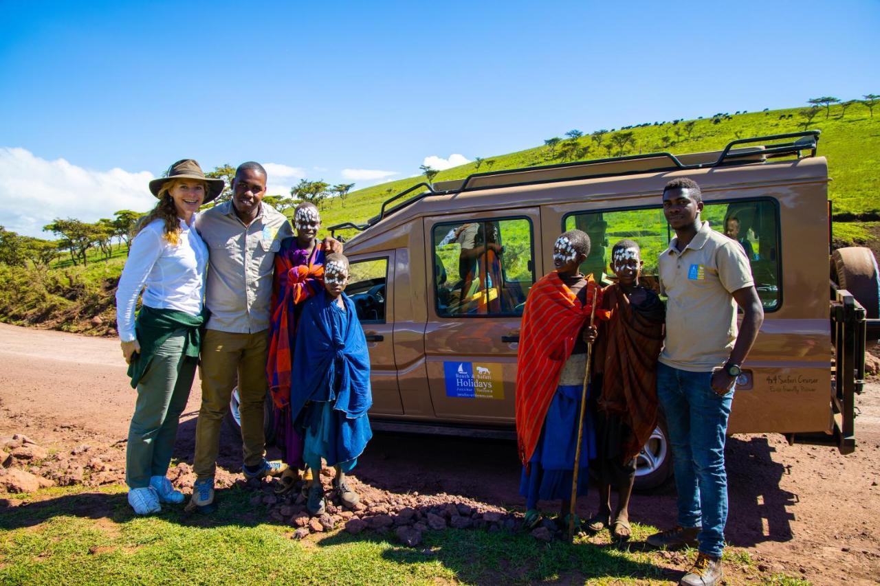 Africa Safari Lake Manyara Located Inside A Wildlife Park Mto wa Mbu Buitenkant foto